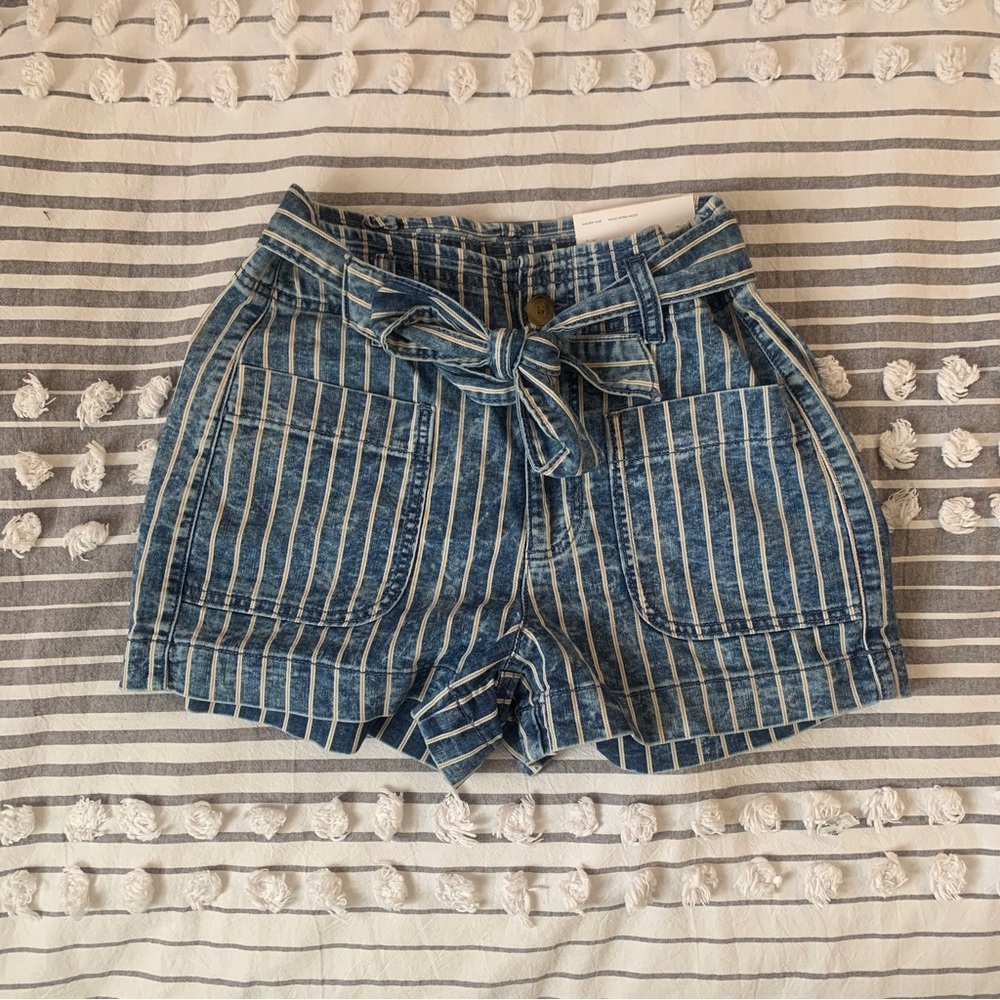 american eagle striped paper bag shorts